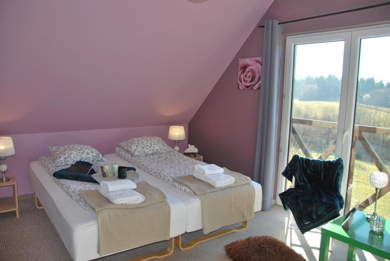 Szarejkowe Wzgorza Hotel Szarejki ภายนอก รูปภาพ